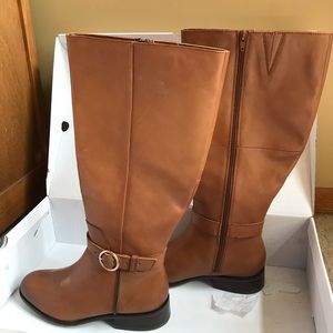 Riding boots